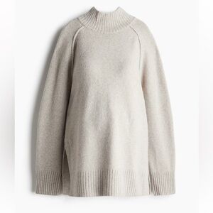 H&M Mama Mocknexk Turtleneck Sweater